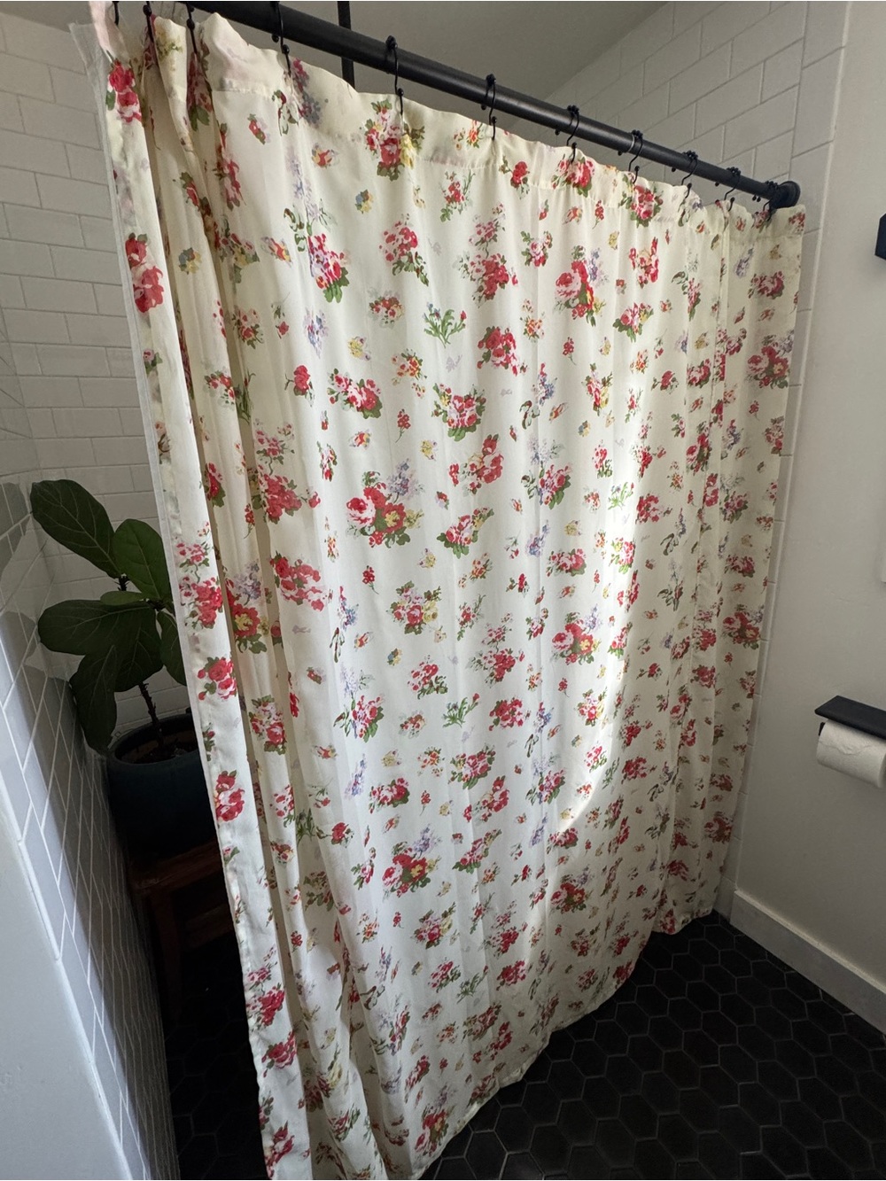 Rachel Ashwell Treasures Shower Curtain
Vintage Shabby Chic Floral